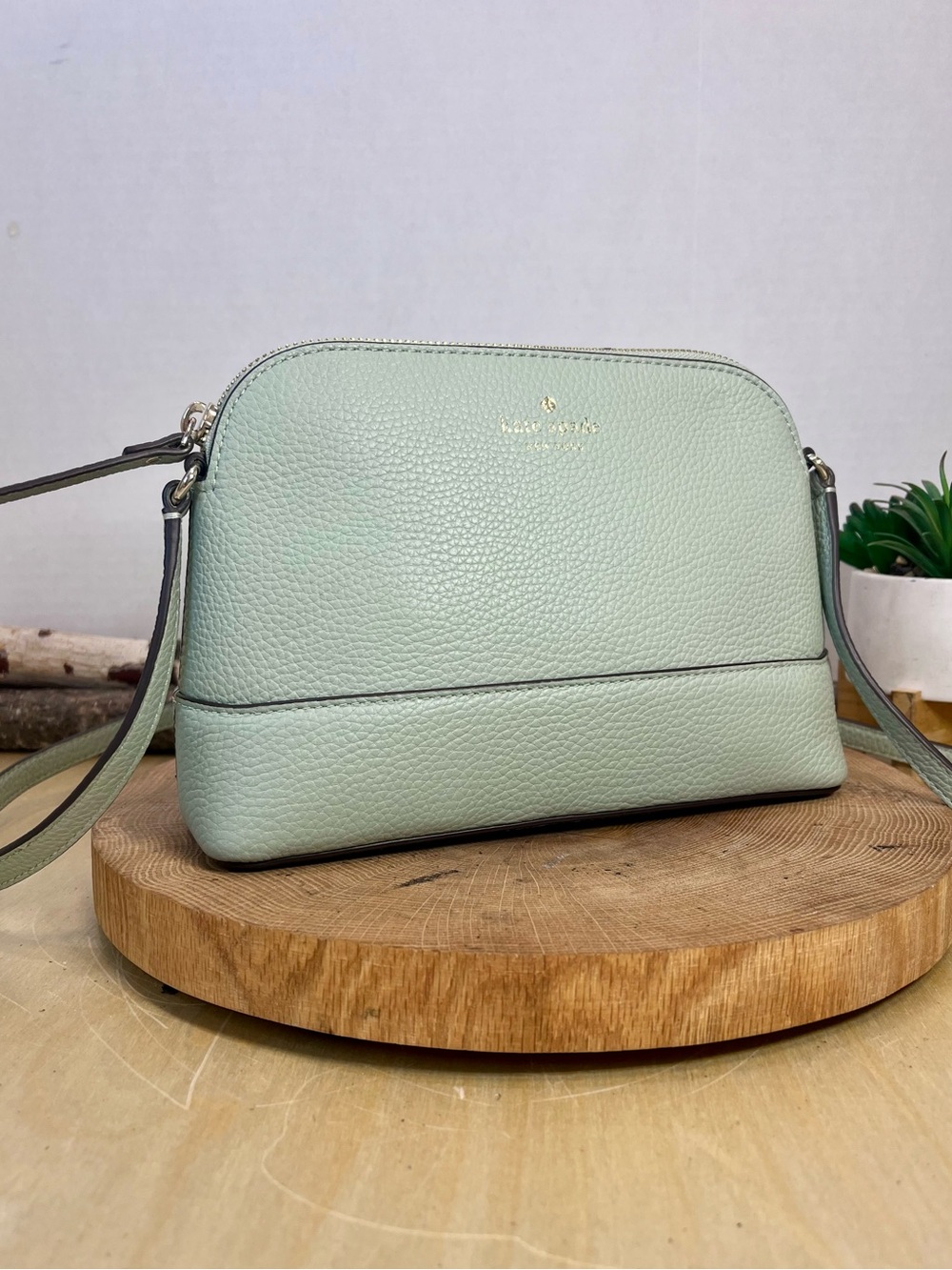 Kate Spade Southport Avenue Hanna Leather Crossbody Bag Sage Mint Green